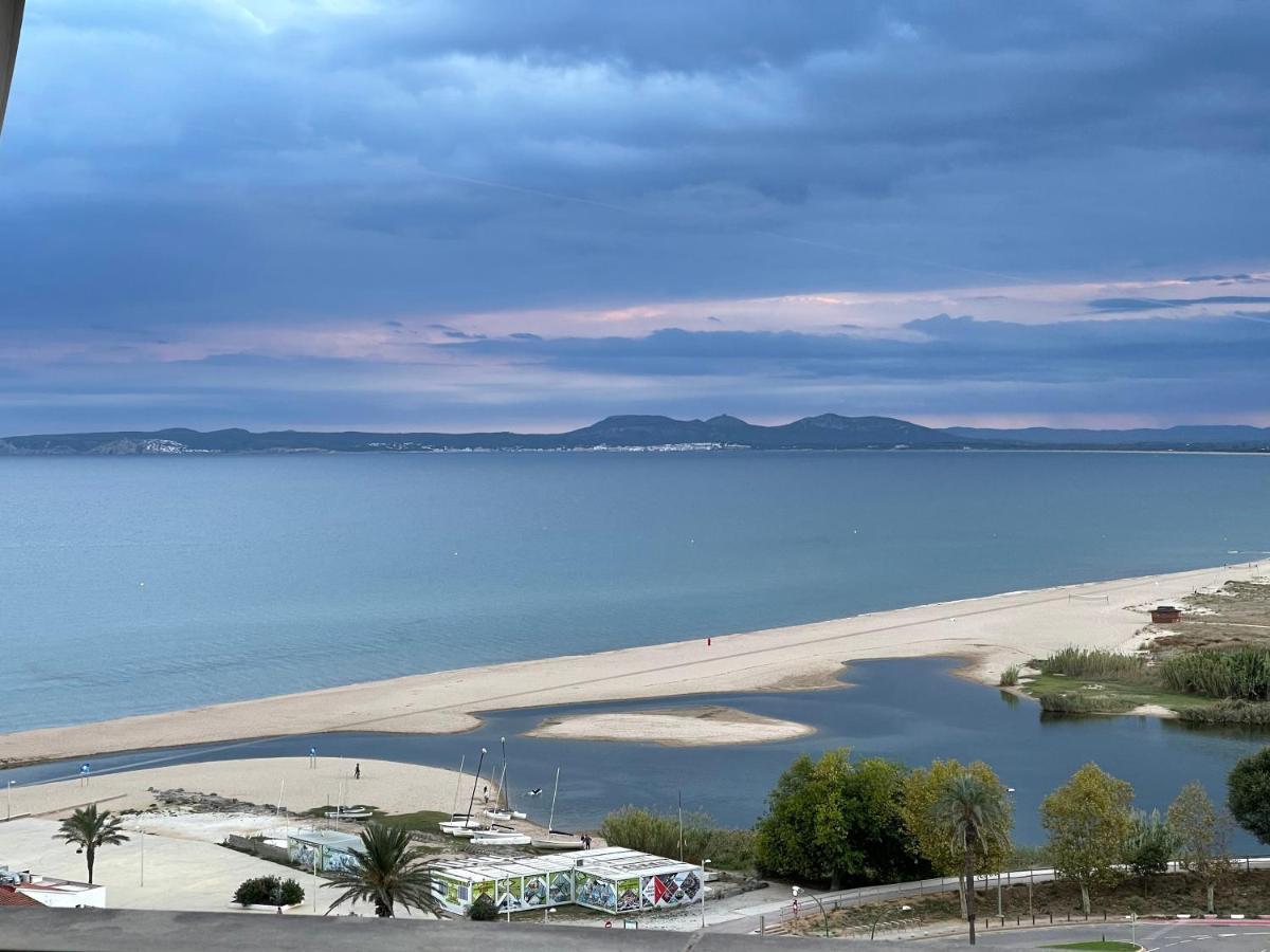 Four Seasons Lägenhet Empuriabrava Exteriör bild