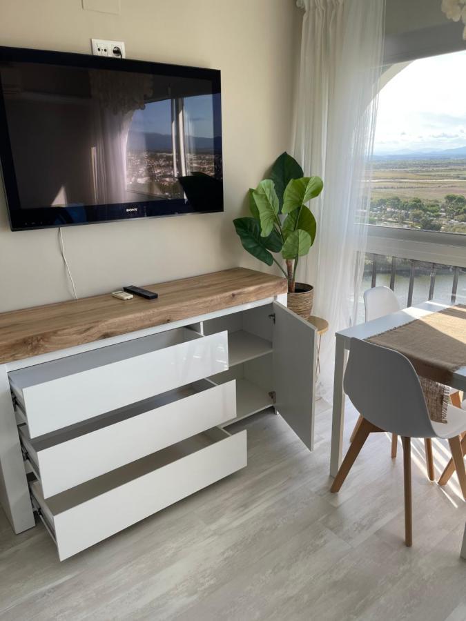Four Seasons Lägenhet Empuriabrava Exteriör bild