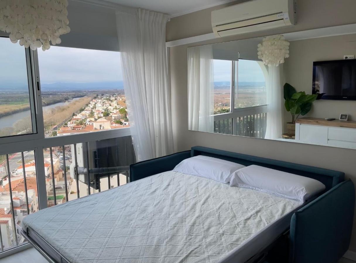 Four Seasons Lägenhet Empuriabrava Exteriör bild